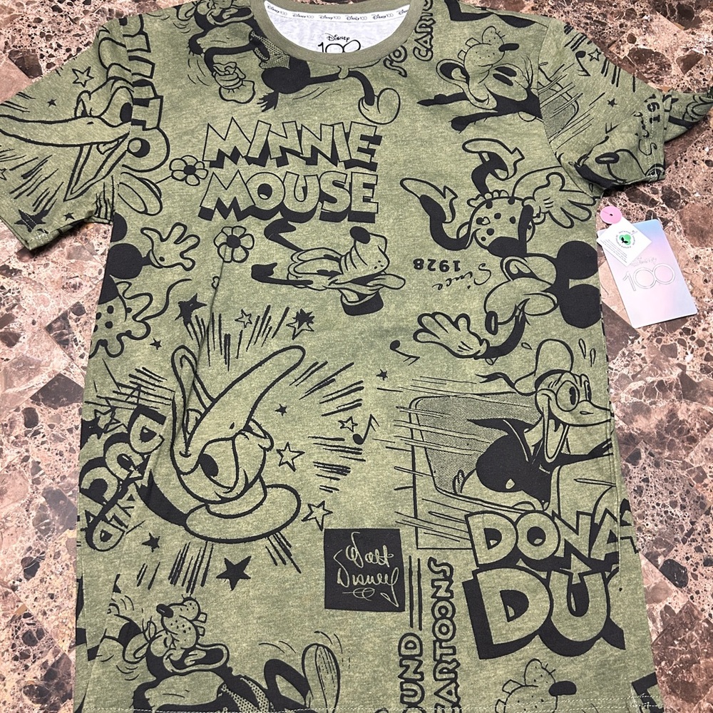 Disney Mens Green Graphic T-Shirt